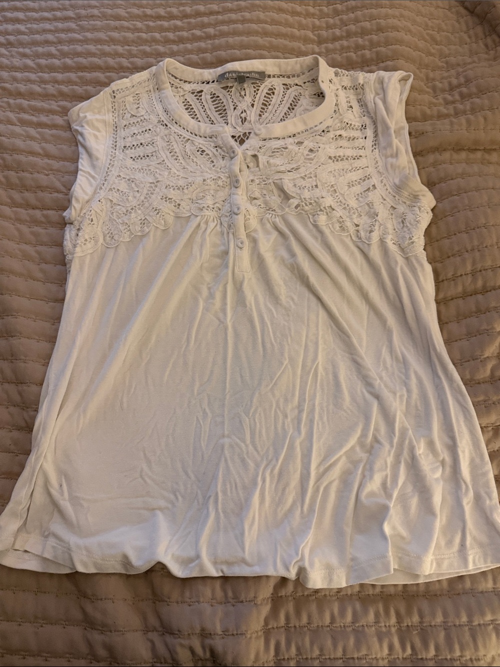 Daniel Rainn White Short Sleeve Lace Yoke Henley Top